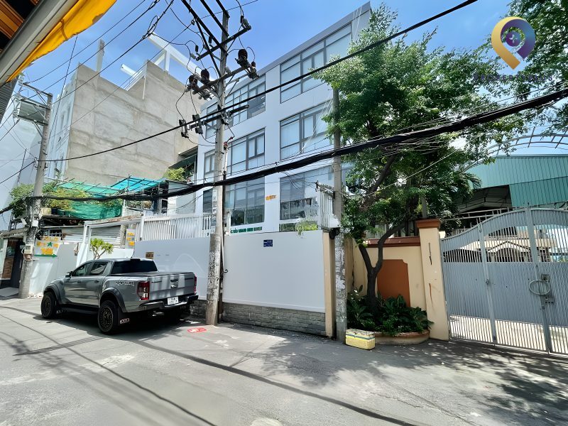 Gold Star Nơ Trang Long